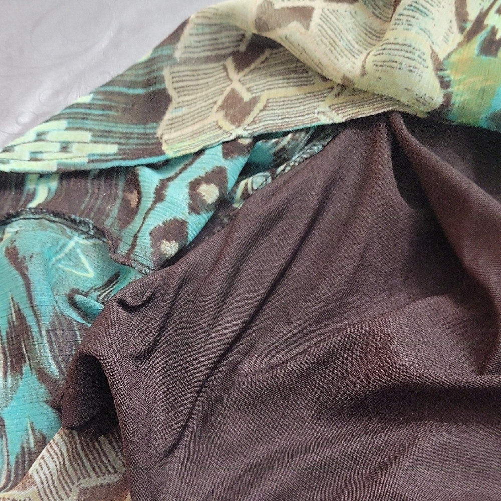 Zac & Rachel Multicolor Patterned Blouse - Picture 7 of 9